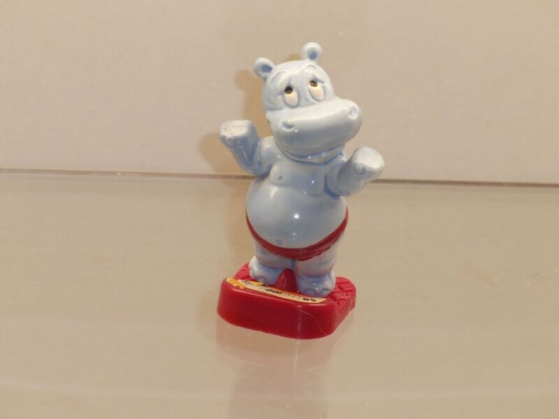 Die Happy Hippos im Fitnessfieber 1990: Happy Hippo auf Waage Die Happy Hippos im Fitnessfieber 1990: Happy Hippo auf Waage