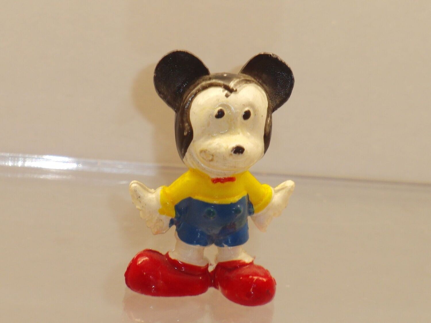 Ü-Ei-Alt-Figuren vor 1981:
Disney Figuren Serie 1: Micky Maus