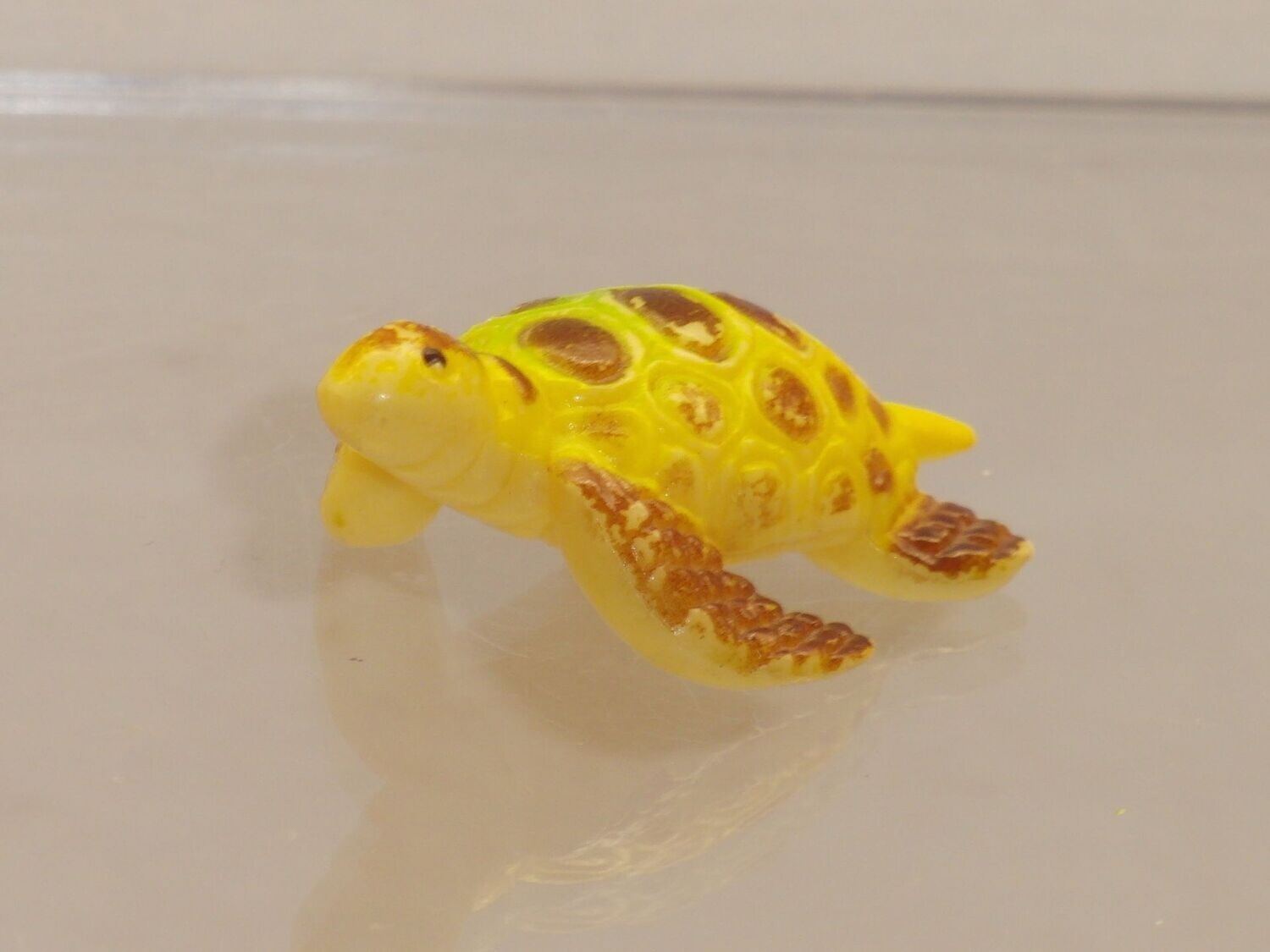 Ü-Ei-Alt-Figuren vor 1981:
Schildkröten: Bastardschildkröte