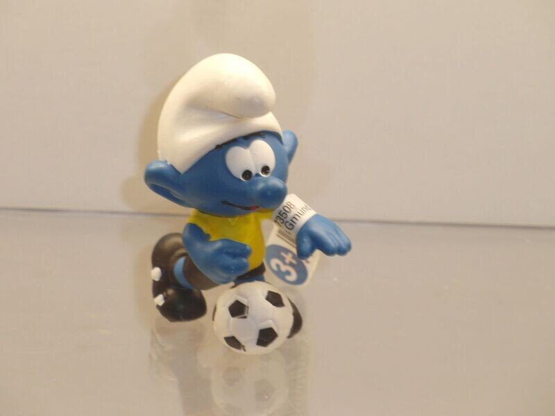 Schlumpf mit Fußball 2.0806