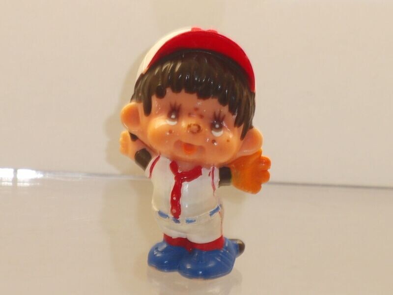 Monchhichi: Sekiguchi 1979: stehend mit Baseballhandschuh Monchhichi: Sekiguchi 1979: stehend mit Baseballhandschuh
