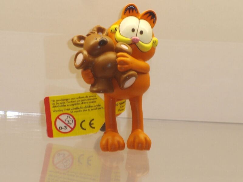 Garfield: Plastoy 2005: Garfield mit Teddy Garfield: Plastoy 2005: Garfield mit Teddy