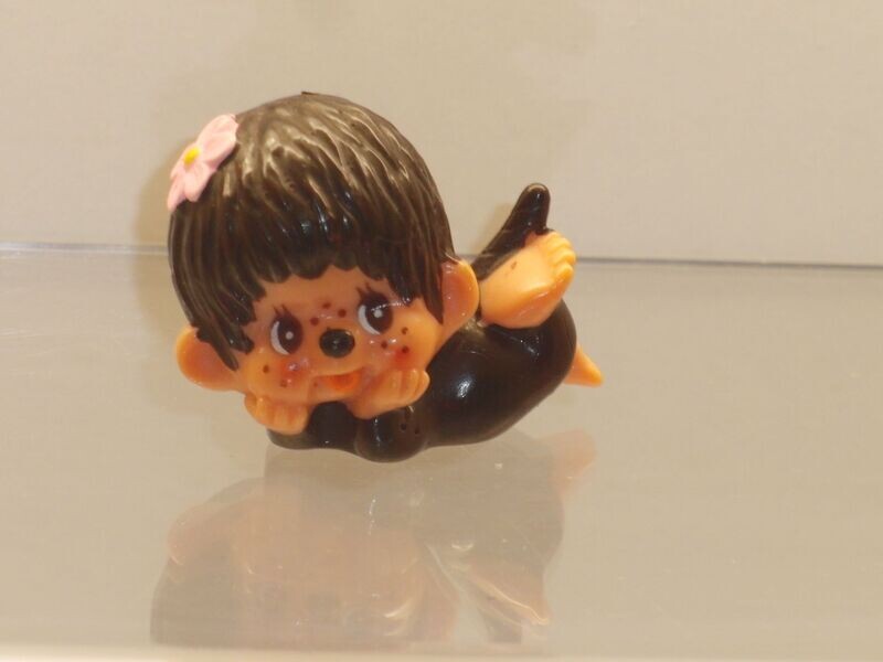 Monchhichi: Sekiguchi 1979: Mädchen liegend Monchhichi: Sekiguchi 1979: Mädchen liegend