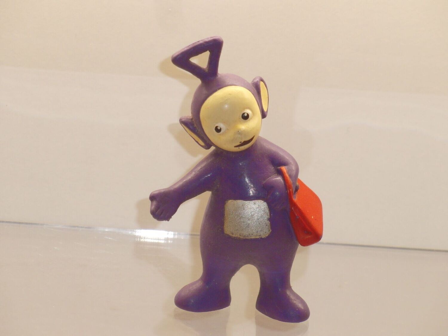 Bully/Bullyland 90er Jahre: Teletubbies: Tinky-Winky mit Tasche