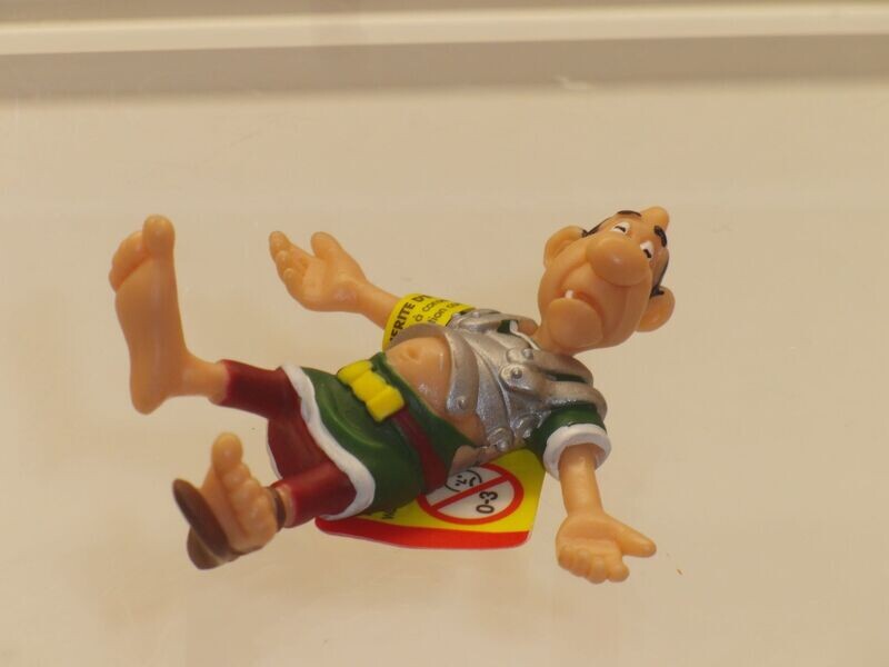 Asterix: Plastoy ab 1997: Legionär liegend Asterix: Plastoy ab 1997: Legionär liegend