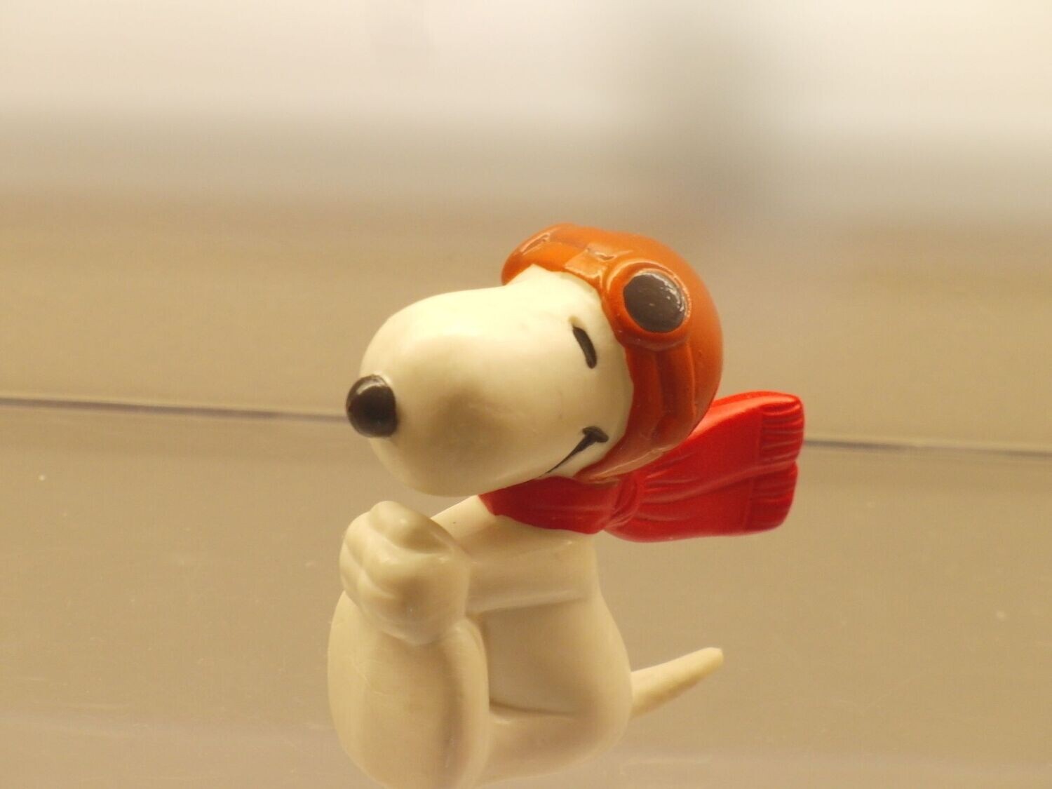 Snoopy/Peanuts: 80er Jahre: Snoopy als Flieger (sitzend)