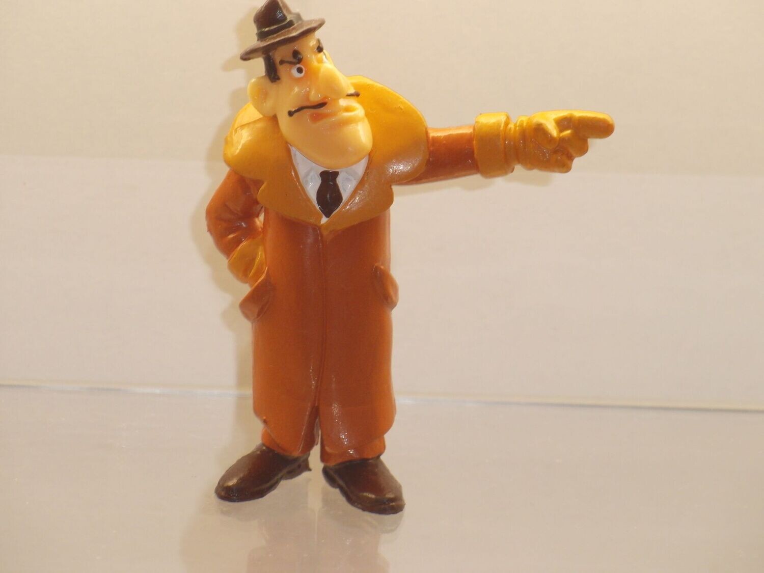 Albert die Robbe: Yolanda 80er Jahre: Inspektor