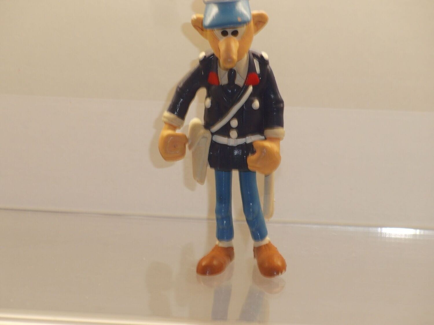 Gaston: Plastoy ab 1991: Polizist Knüsel