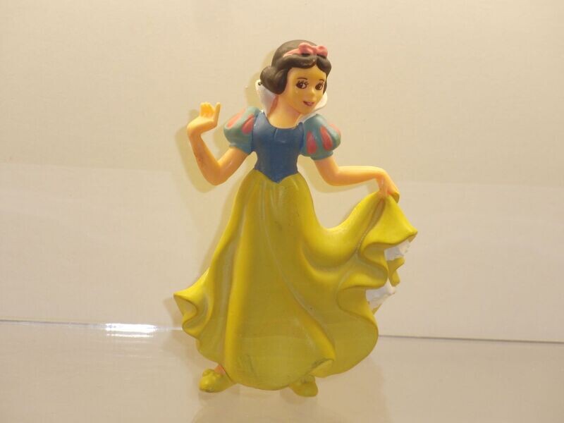 Disney's Schneewittchen: Bullyland: Schneewittchen tanzend Disney's Schneewittchen: Bullyland: Schneewittchen tanzend