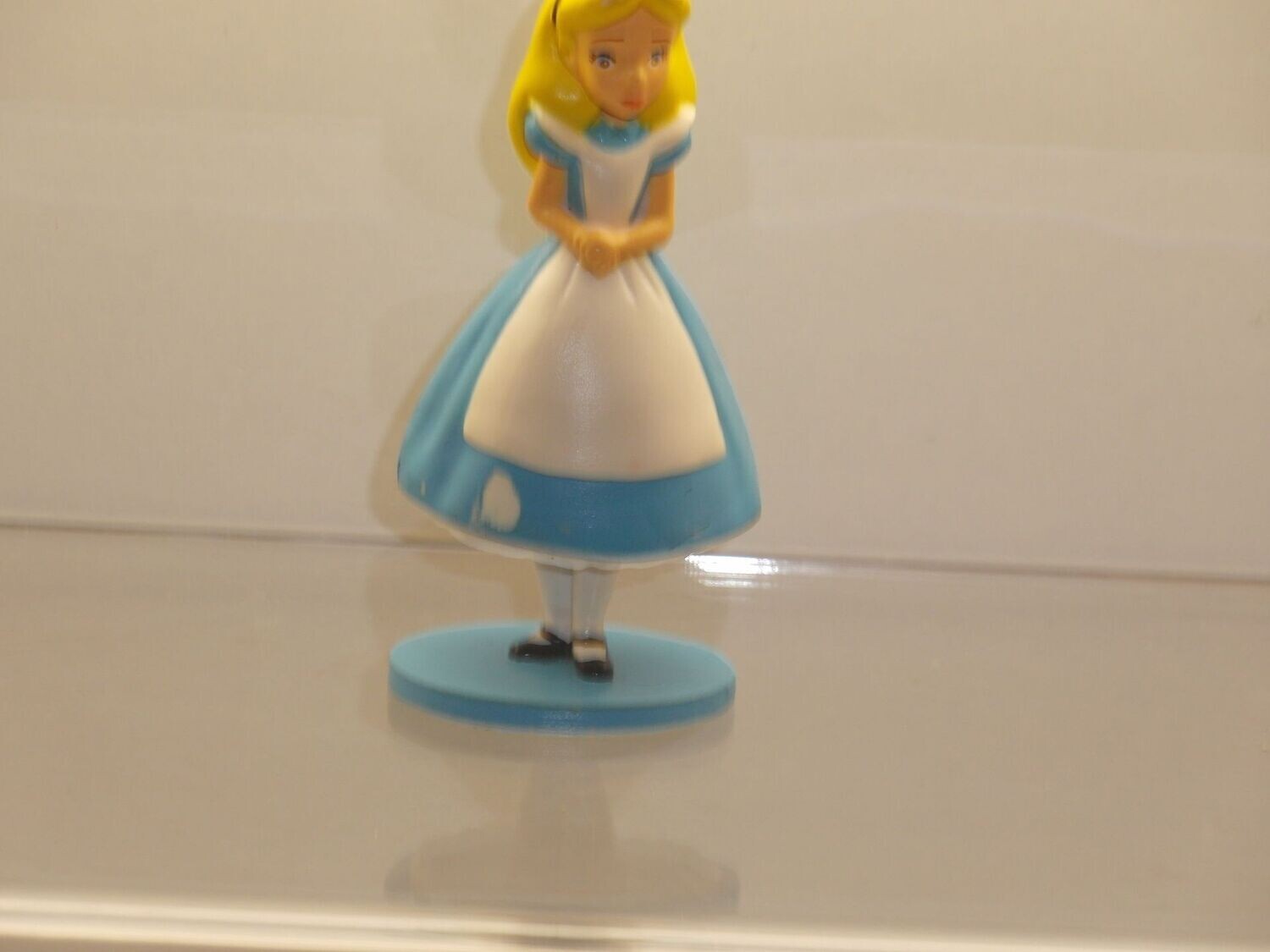 Disney's Alice im Wunderland: Disney Store:  Alice
