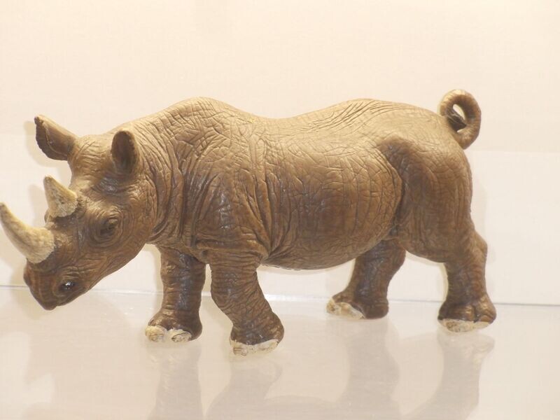 Schleich: 14394 Spitzmaulnashorn Bulle Schleich: 14394 Spitzmaulnashorn Bulle