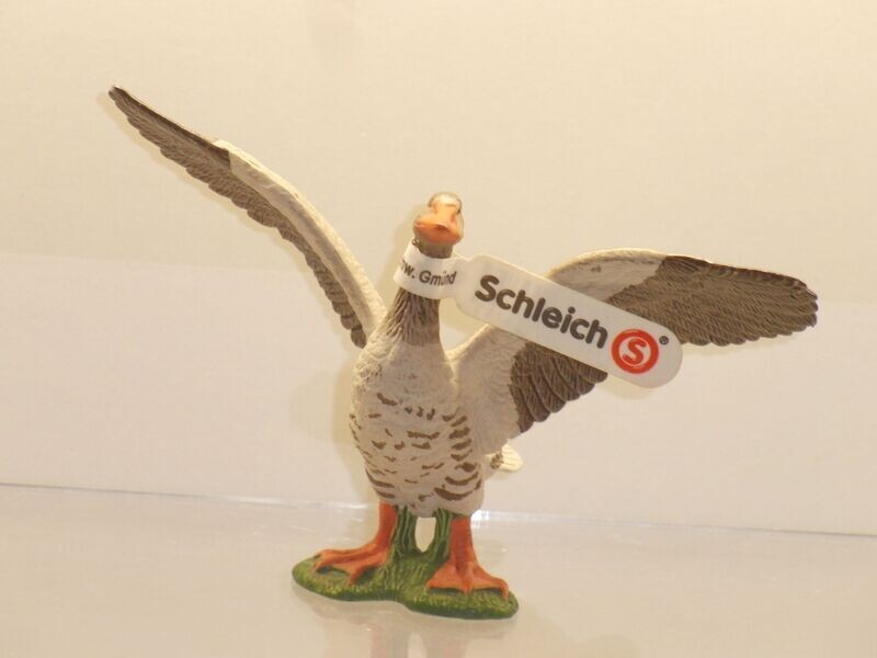 Schleich: 13679 Graugans , Flügel ausgebreitet mit Fähnchen Schleich: 13679 Graugans , Flügel ausgebreitet mit Fähnchen