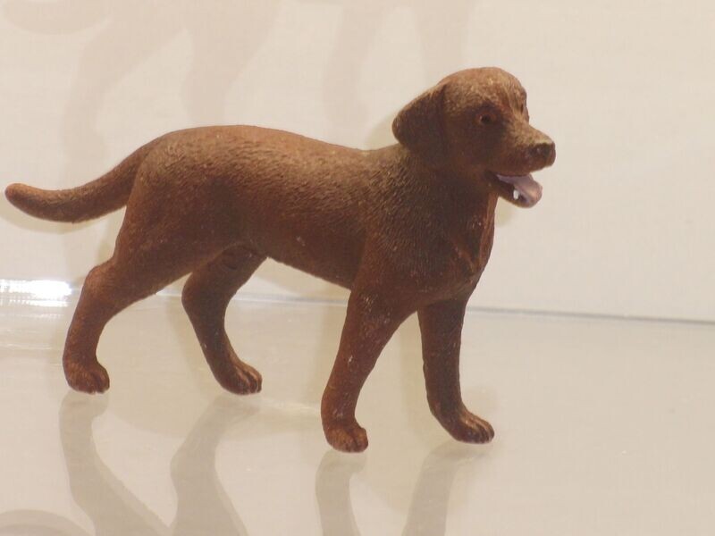 Schleich: 13834 Labrador Retriever Hündin Schleich: 13834 Labrador Retriever Hündin