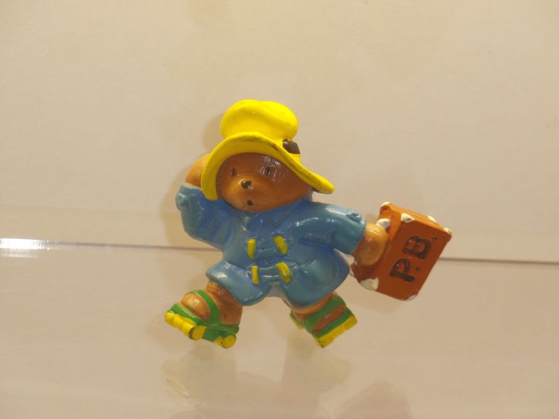 Paddington Bär: Schleich 1990: Paddington mit Koffer und Rollschuhen Paddington Bär: Schleich 1990: Paddington mit Koffer und Rollschuhen