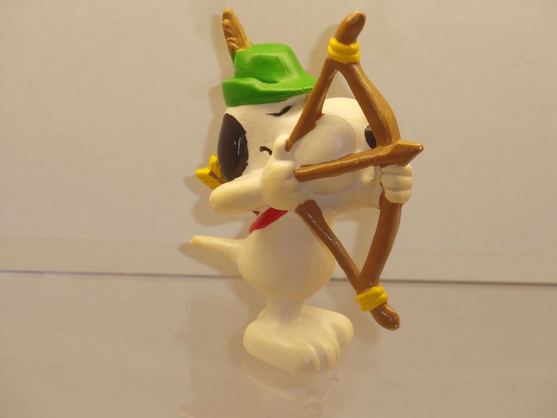 Snoopy/Peanuts: Schleich 2. Serie ab 80er Jahre: Snoopy  als Bogenschütze