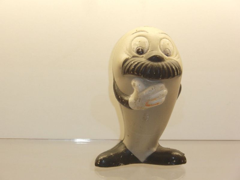 Werbefiguren: HR-Fernsehen: Onkel Otto: Goebel 1965: Onkel Otto als Quietsch-Figur