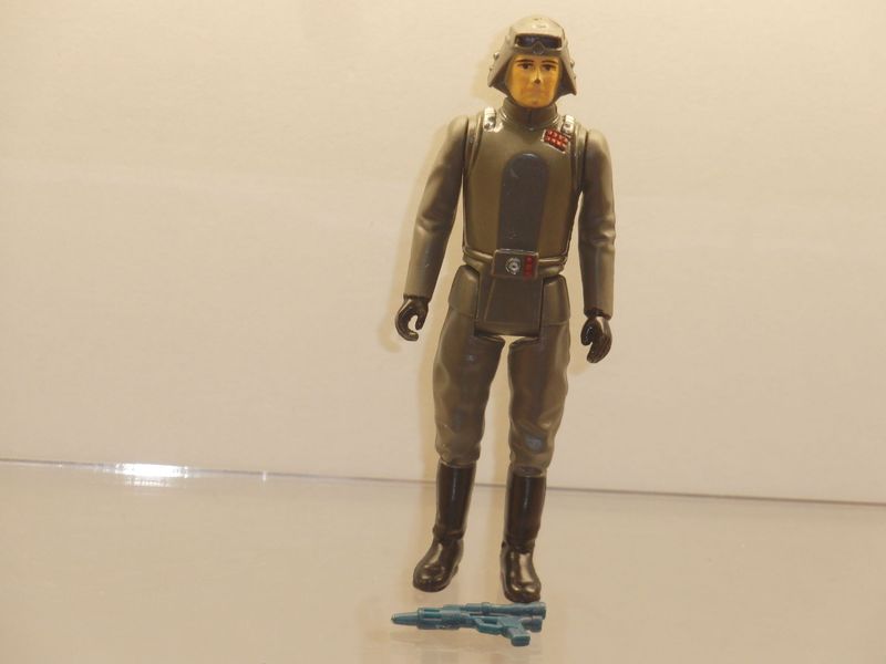 Star Wars 1980 - 1982: AT-AT Commander Star Wars 1980 - 1982: AT-AT Commander