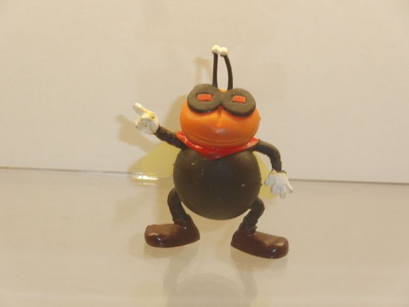 Die Biene Maja: Schleich 1976: Fliege Puck mit transparenten Flügeln Die Biene Maja: Schleich 1976: Fliege Puck mit transparenten Flügeln