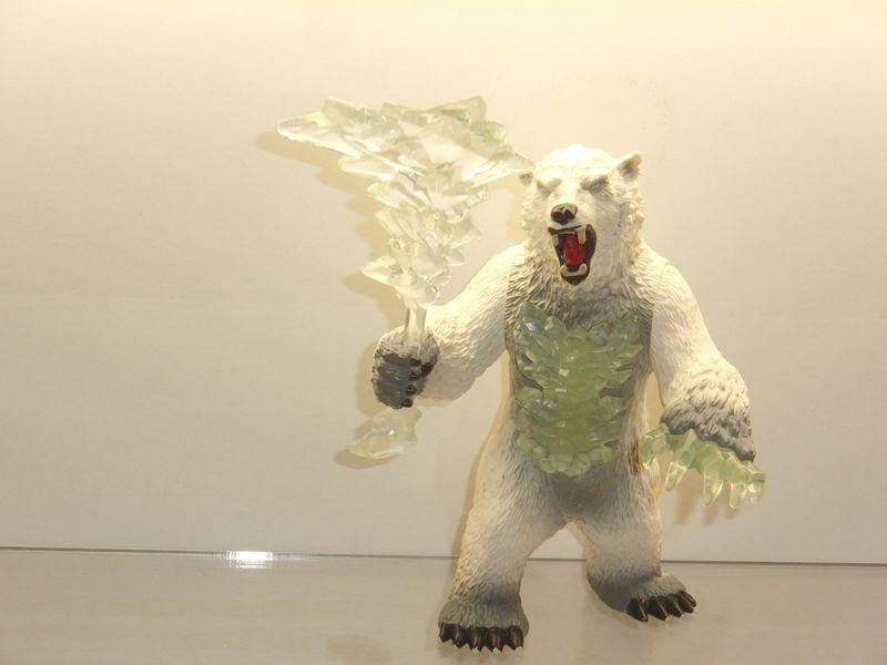 Schleich: 42510 Blizzard Bär mit Waffe Schleich: 42510 Blizzard Bär mit Waffe