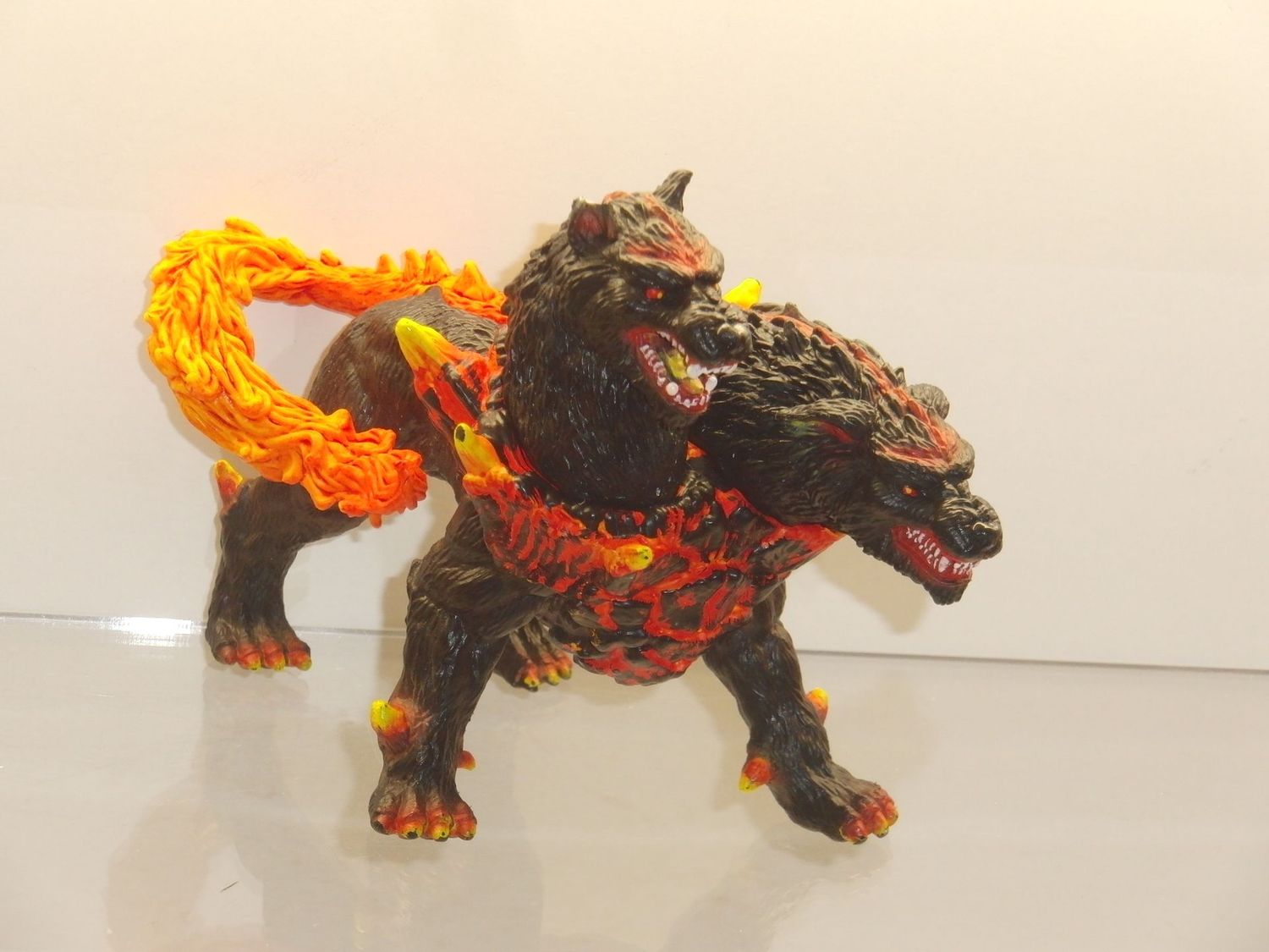 Schleich: 42451 Höllenhund mit Defekt