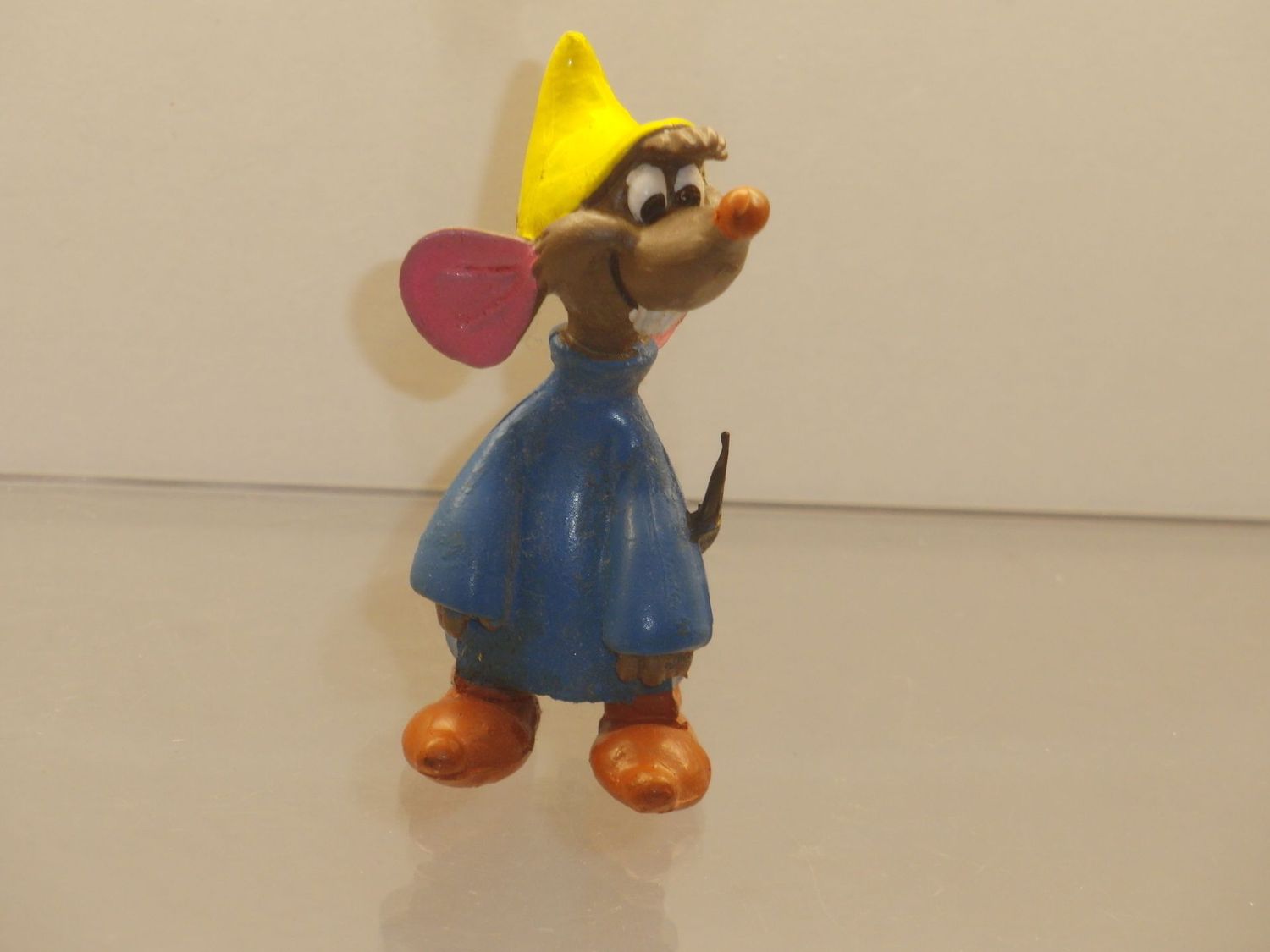 Disney's Cinderella: Comics Spain 1985: Maus mit gelber Mütze