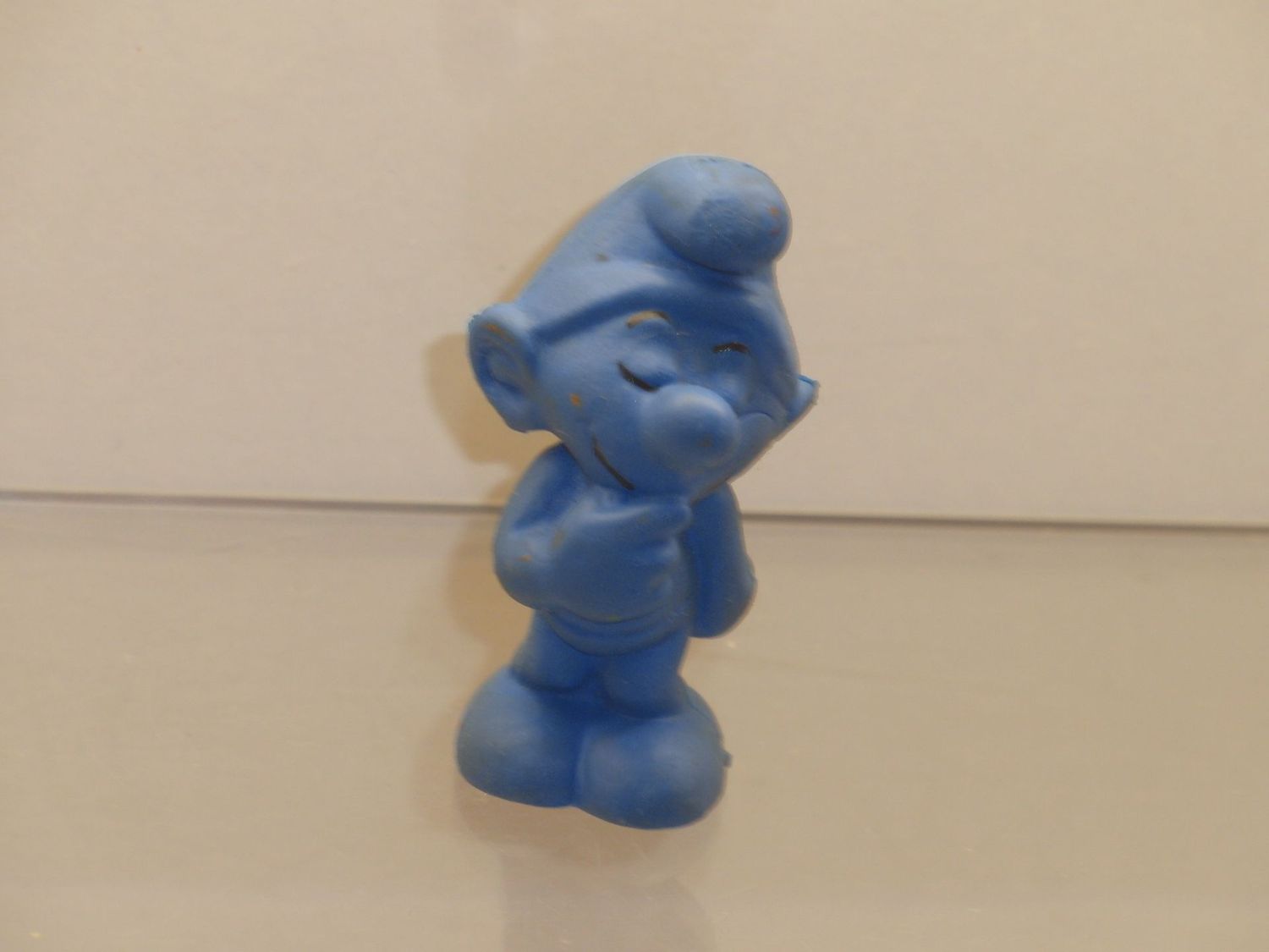 Werbeschlumpf ina 1983 schüchterner blauer Rohling