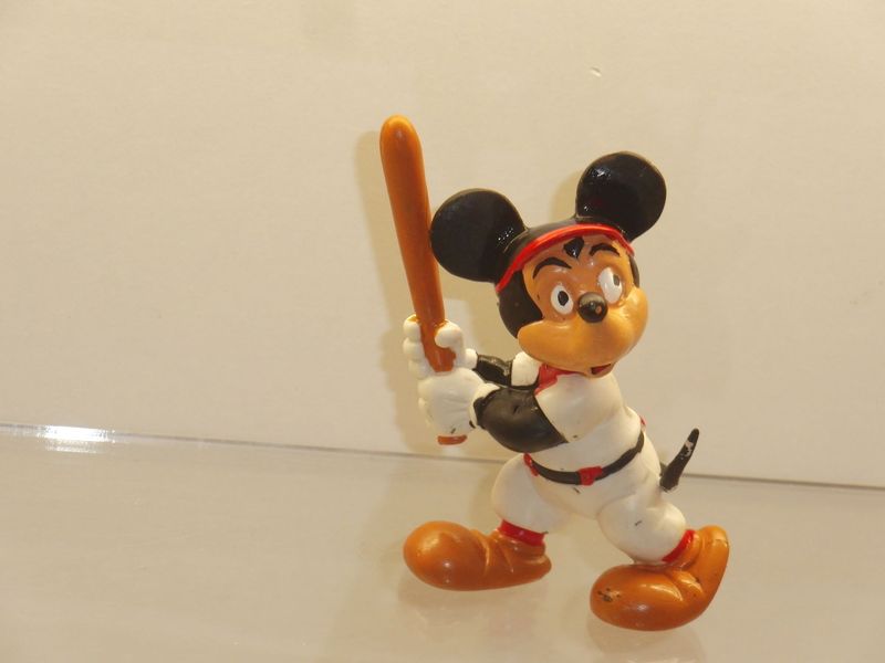Disney: Micky Maus: Comics Spain 80er Jahre Micky als Baseball Spieler Disney: Micky Maus: Comics Spain 80er Jahre Micky als Baseball Spieler