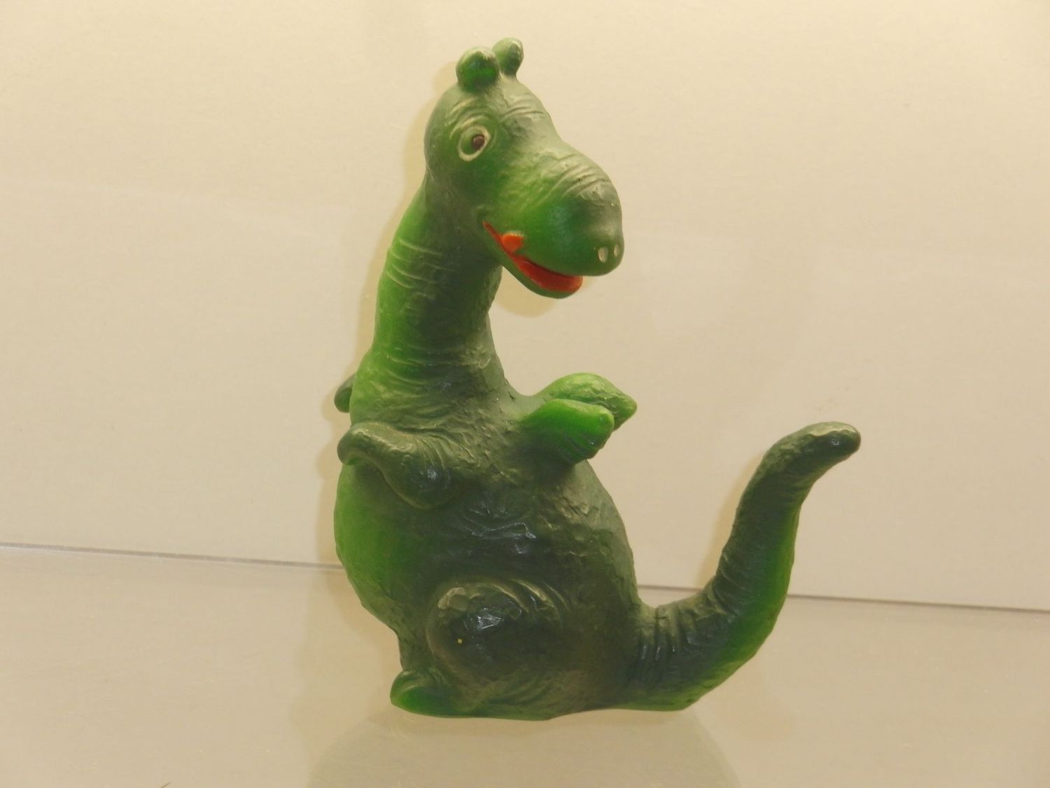 Urmel aus dem Eis: Goebel 60er/70er Jahre: Urmel als Quietschfigur