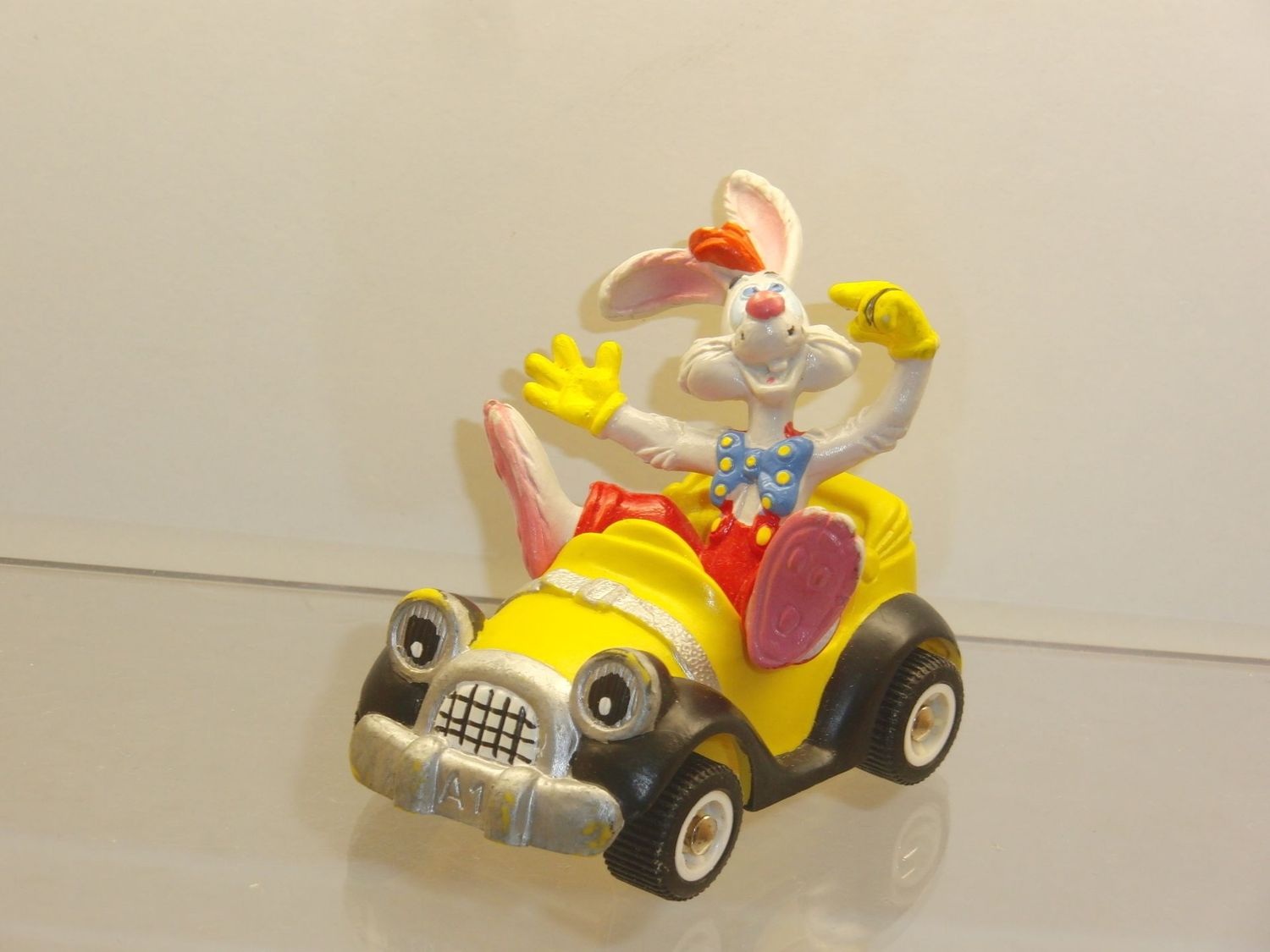 Disney's Roger Rabbit: Bully 1988: Roger Rabbit im Auto (Auto bemalt)