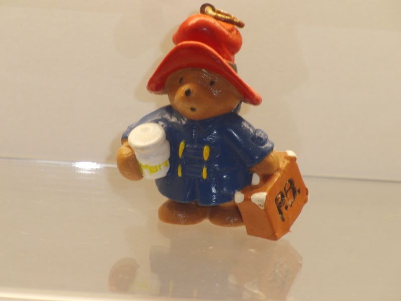 Paddington Bär: Schleich 1990: Paddington mit Koffer und Marmeladenglas Paddington Bär: Schleich 1990: Paddington mit Koffer und Marmeladenglas