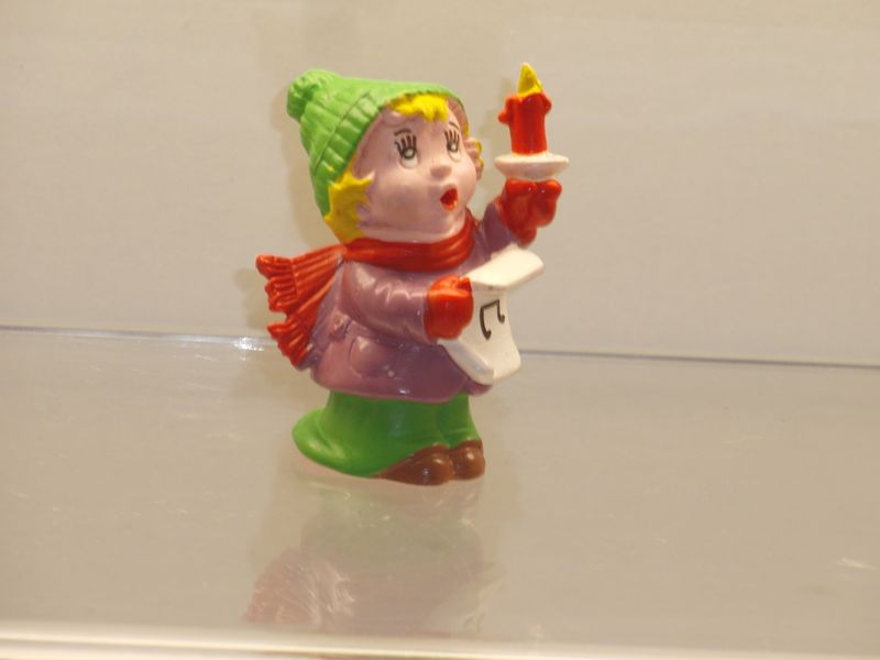 Santa + Friends: Schleich 1981: Junge mit Kerze singend (Kleberückstände auf Unterseite)