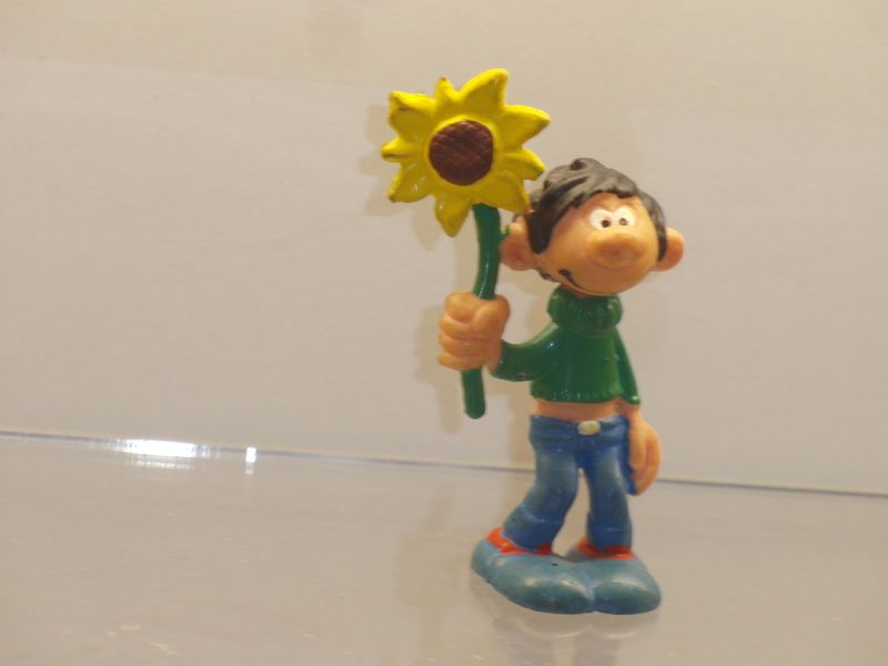 Gaston Schleich 1974: Gaston mit Blume Gaston Schleich 1974: Gaston mit Blume