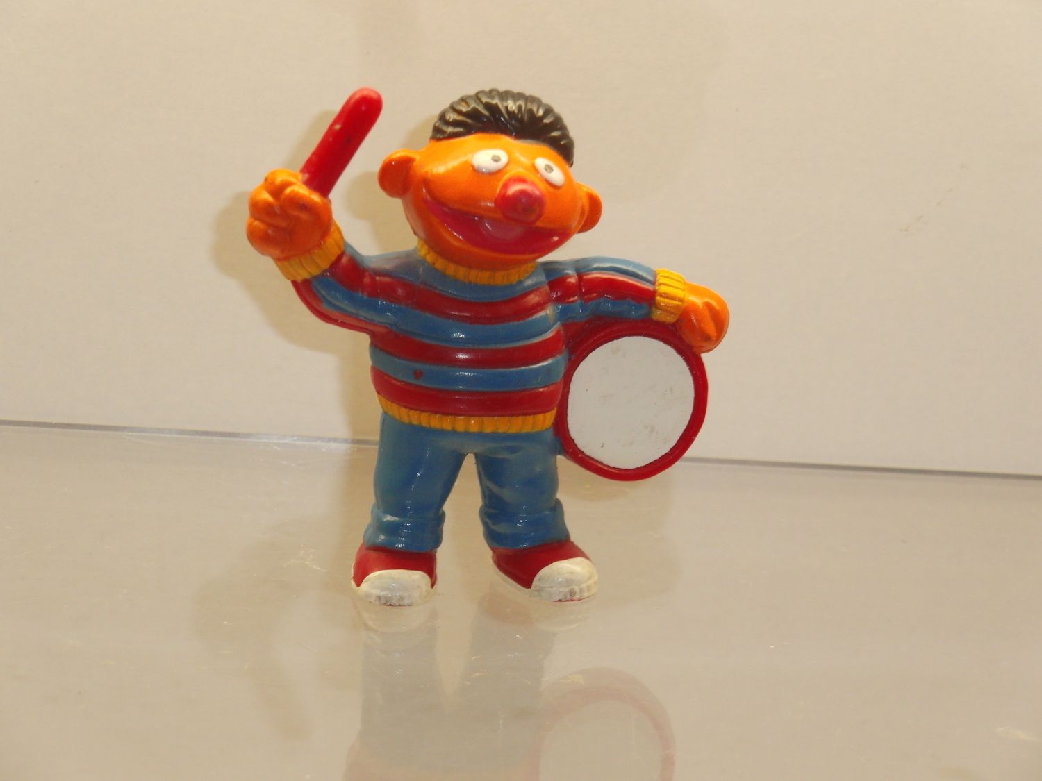 Sesamstraße: Tara Toys: Ernie mit Trommel