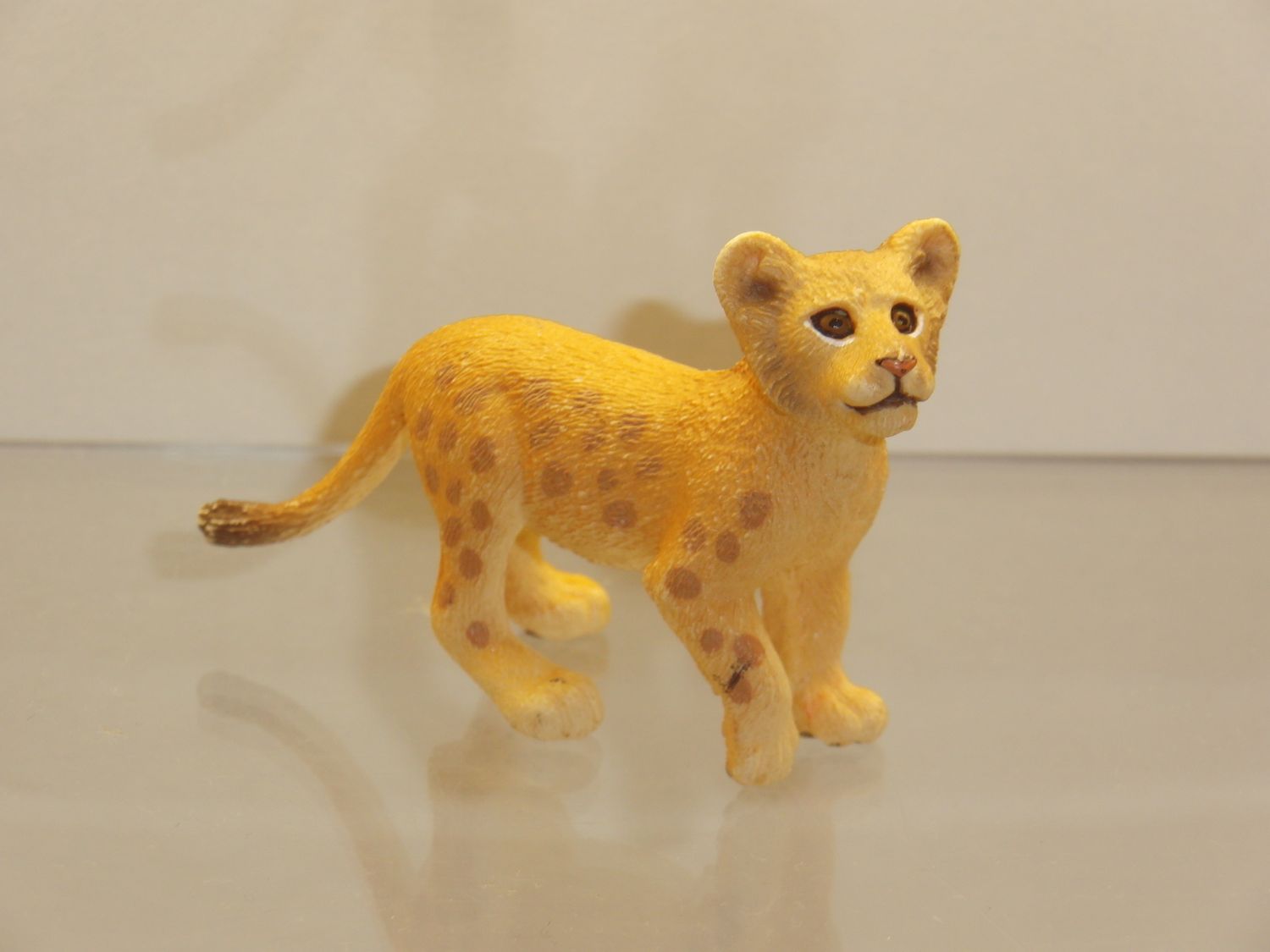 Schleich: 14813 Löwenjunges stehend