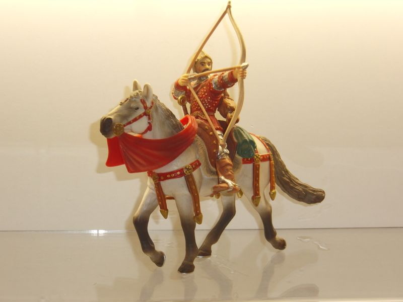 Schleich: 70030 Bogenschütze auf Pferd