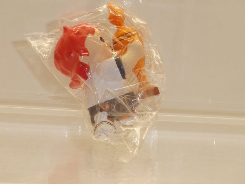 Werbefiguren: ZDF: Mainzelmännchen: P:os 2006: Mainzel Fußballer: Nr. 5 mit Pokal noch org. verpackt Werbefiguren: ZDF: Mainzelmännchen: P:os 2006: Mainzel Fußballer: Nr. 5 mit Pokal noch org. verpackt