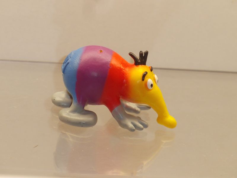 Werbefiguren: Fujifilm: Farbfresser auf allen Vieren (2) ohne Schlüsselkette Werbefiguren: Fujifilm: Farbfresser auf allen Vieren (2) ohne Schlüsselkette