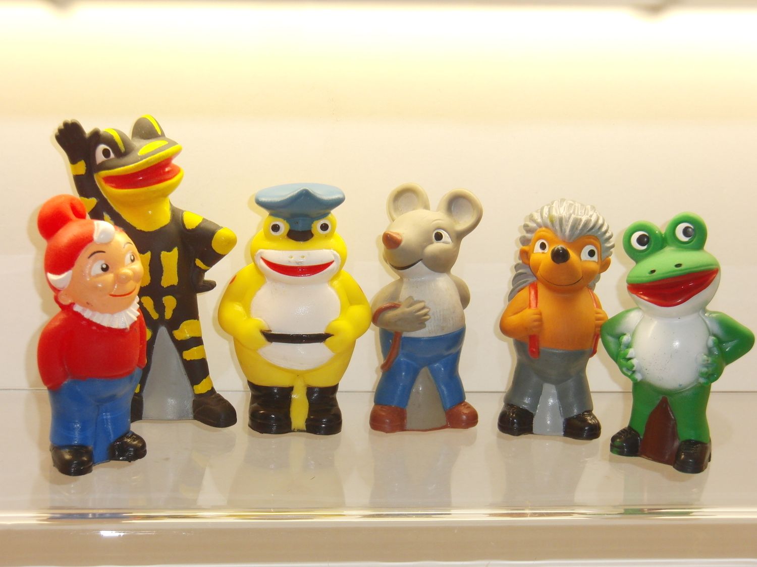 Werbefiguren: Salamander 80er Jahre: Lurchi und seine Freunde: kompletter Satz mit 6 verschiedenen Quietsch-Figuren