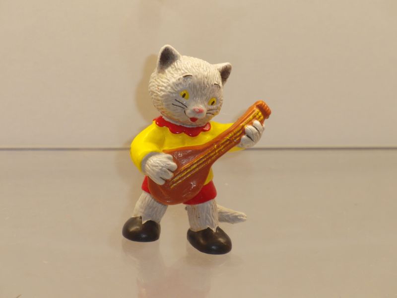 Bully 80er Jahre: Ida Bohatta: Katze mit Banjo (Musterfigur)