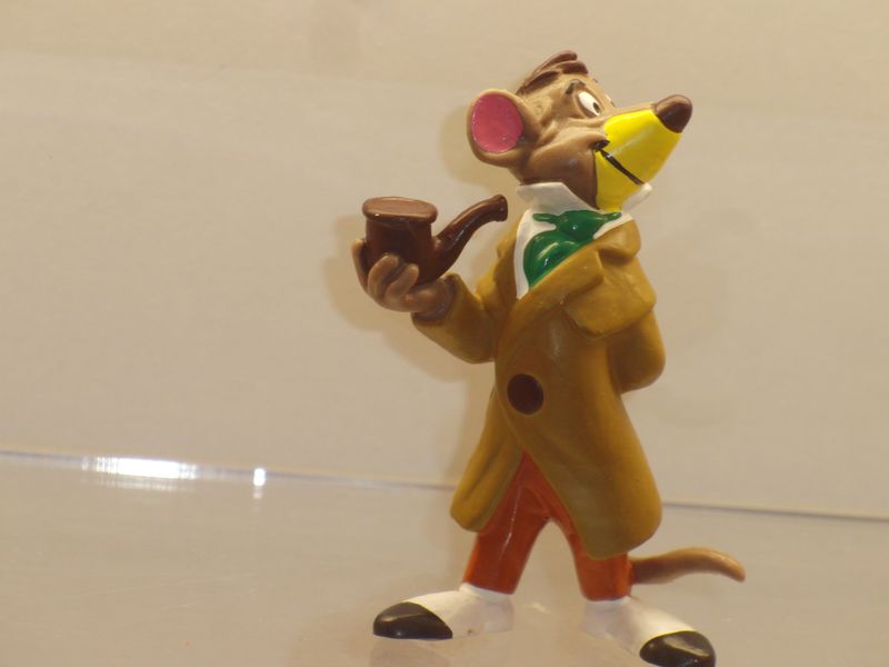 Disney's Basil der Mäusedetektiv: Bully 1986: Basil mit Pfeife Disney's Basil der Mäusedetektiv: Bully 1986: Basil mit Pfeife