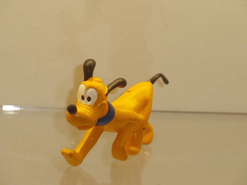 Disney Pluto: Maia + Borges 1982: Pluto Disney Pluto: Maia + Borges 1982: Pluto