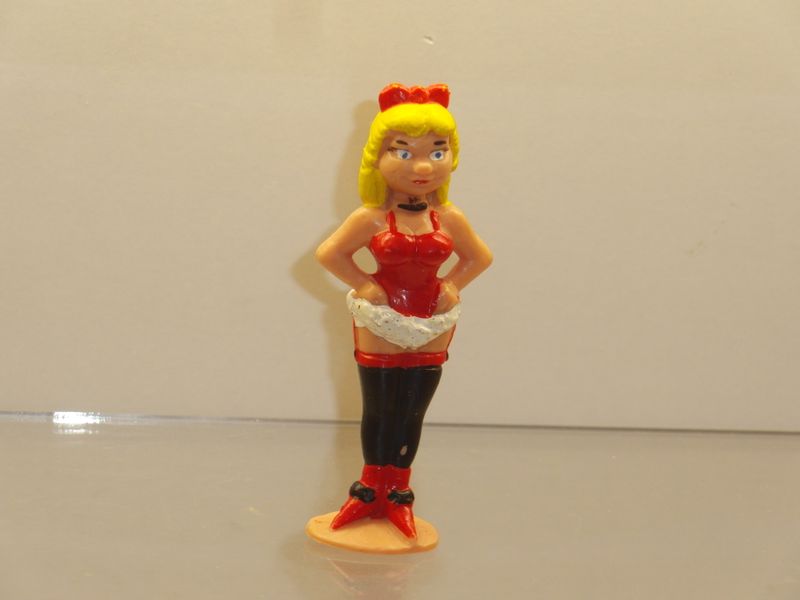 Lucky Luke: Schleich 1984: Bardame Daisy (Beschriftung unter Sockel) Lucky Luke: Schleich 1984: Bardame Daisy (Beschriftung unter Sockel)