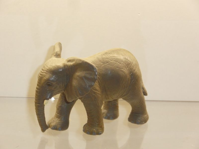 Schleich: 14182 junger afrikanischer Elefant Schleich: 14182 junger afrikanischer Elefant