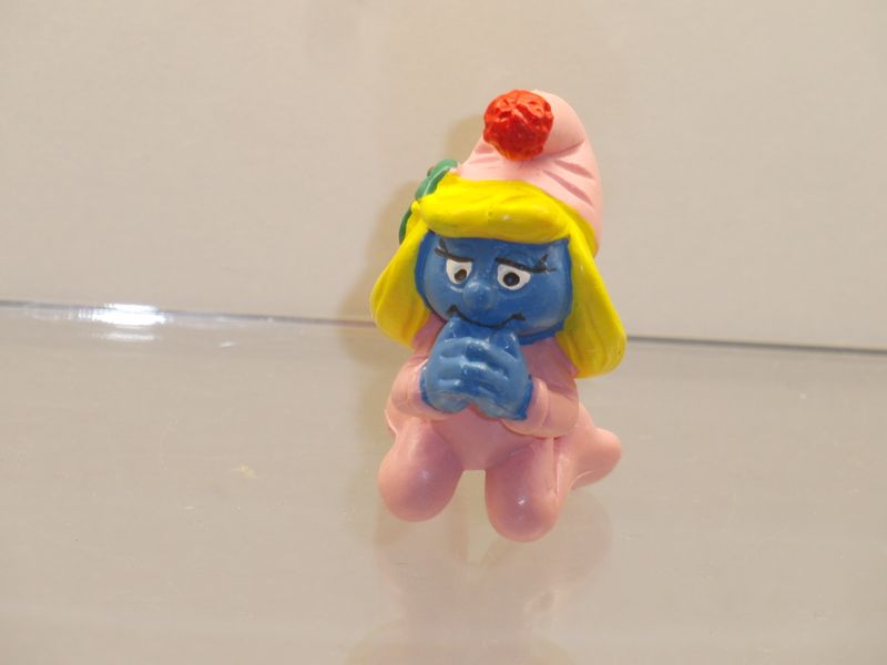 Schlumpfinchen betend 5.1911 (Figur war nie ein Anhänger) Schlumpfinchen betend 5.1911 (Figur war nie ein Anhänger)