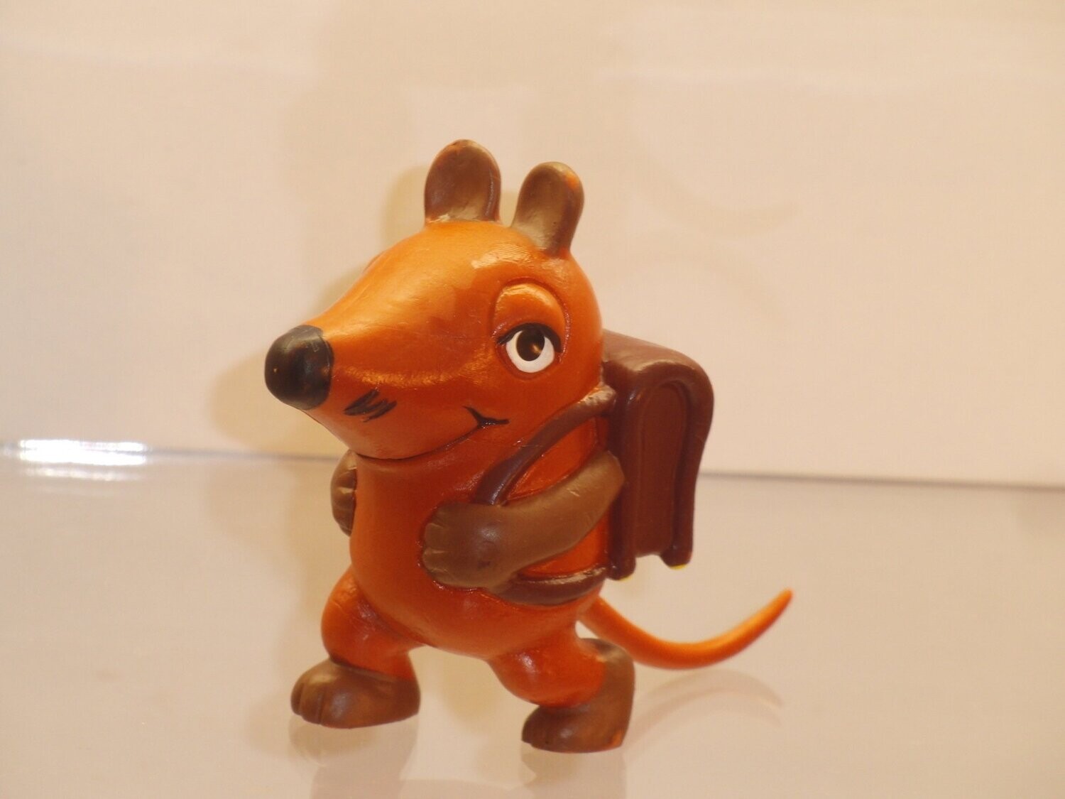 Die Sendung mit der Maus: Schleich 1985: Maus mit Schulranzen