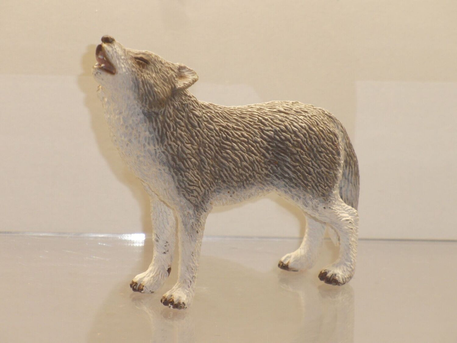 Schleich: 14626 Wolf heulend Schleich: 14626 Wolf heulend