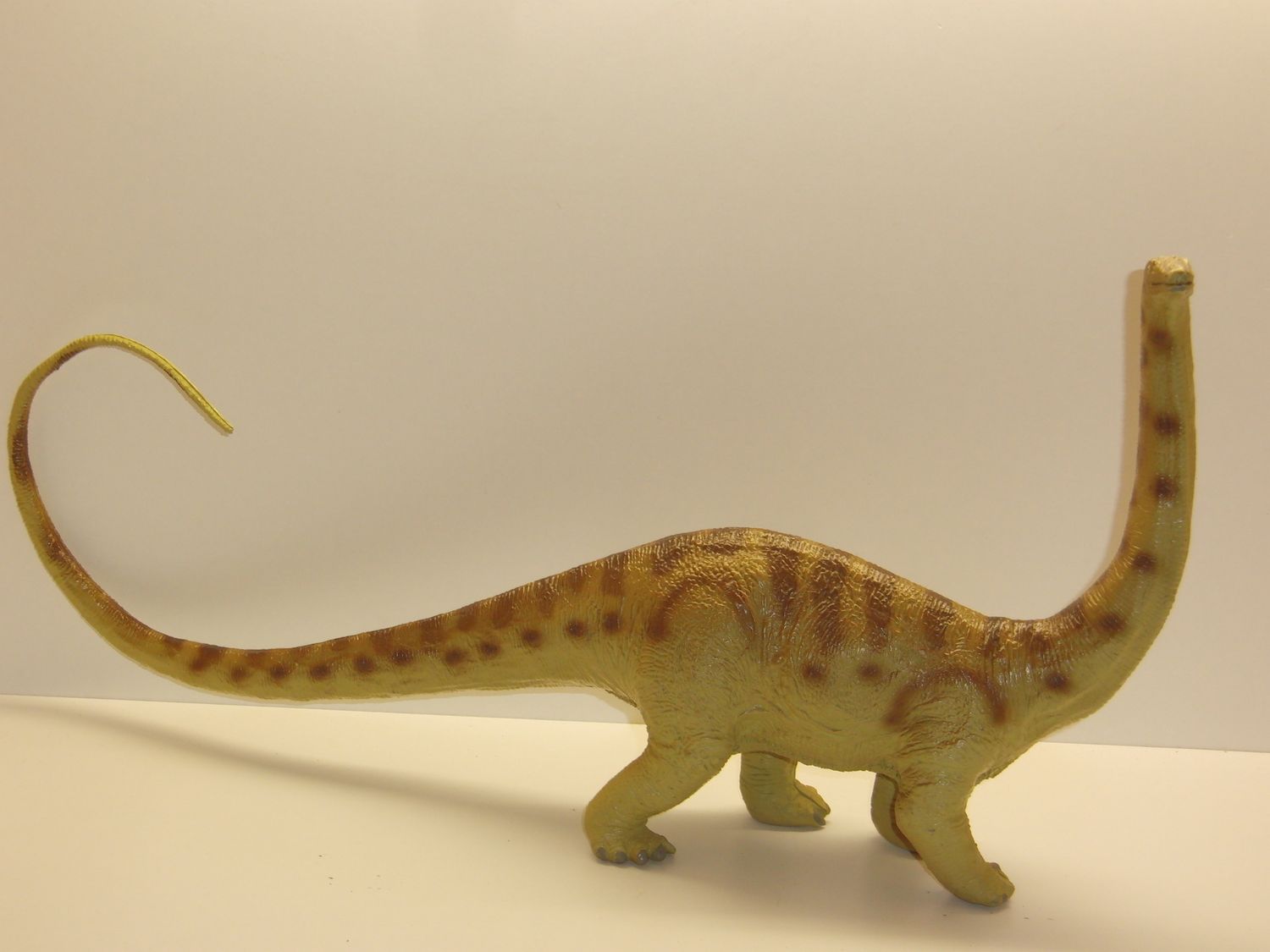 Schleich: Carnegie Collection: 15410 Diplodocus Schleich: Carnegie Collection: 15410 Diplodocus