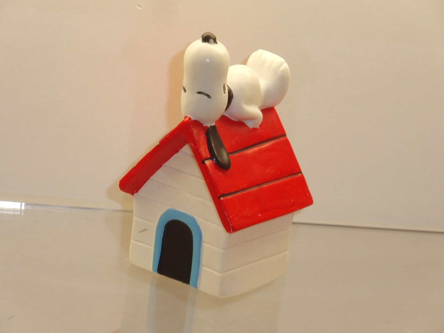 Snoopy/Peanuts: Schleich 2. Serie ab 80er Jahre: Snoopy auf Haus