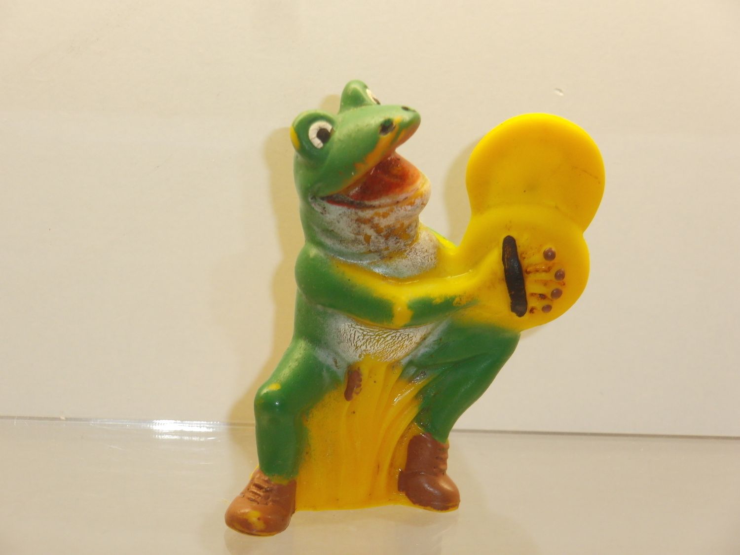 Werbefiguren: Salamander 70er Jahre: Lurchi und seine Freunde: Lurchi-Kapelle: Lurchi mit Ziehharmonika