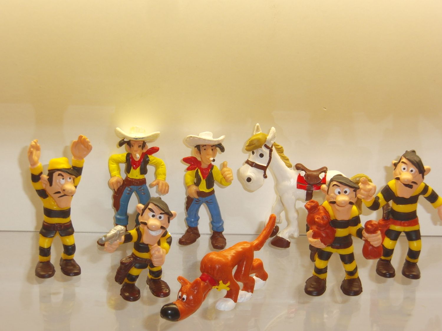 Lucky Luke: Bully 1974: kompletter Satz mit 8 Figuren